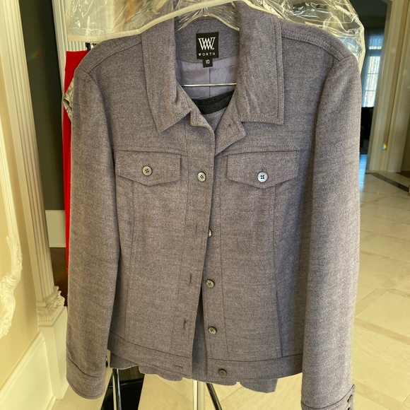 Worth, Lavender Suit  (Jacket & Matching Skirt) Size 10 - Picture 1 of 9